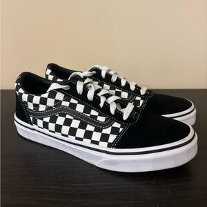 NEW Checkered Print Vans